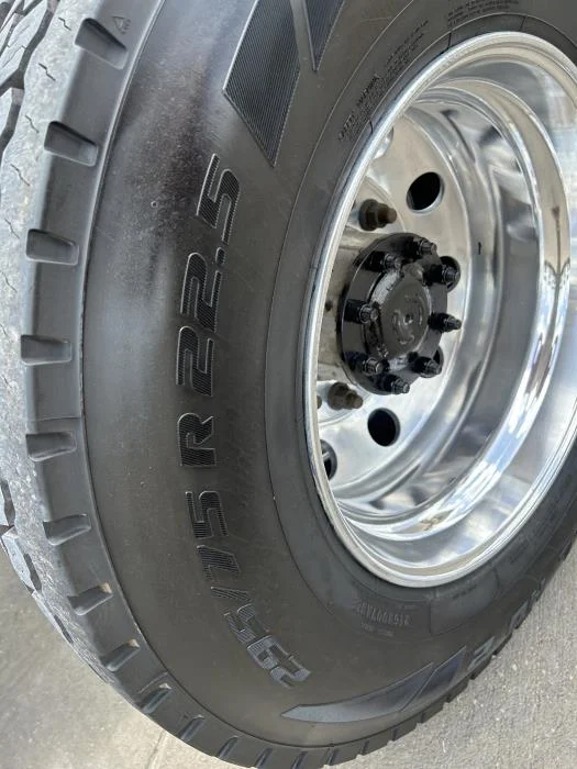 2021 Peterbilt 579 in Houston, TX — photo 10