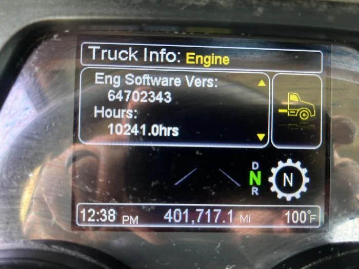 2021 Peterbilt 579 in Houston, TX — photo 32