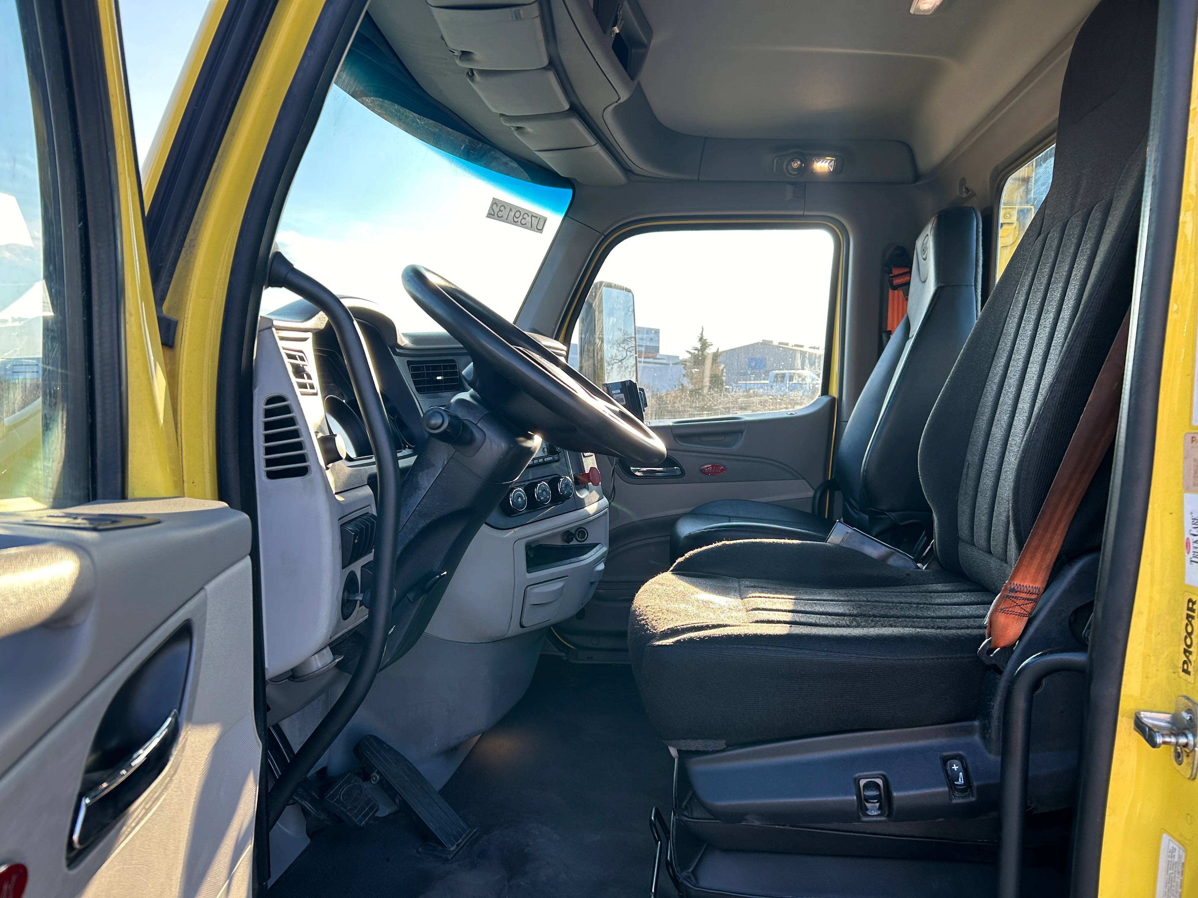 2021 Peterbilt 579 in Chesapeake, VA — photo 10