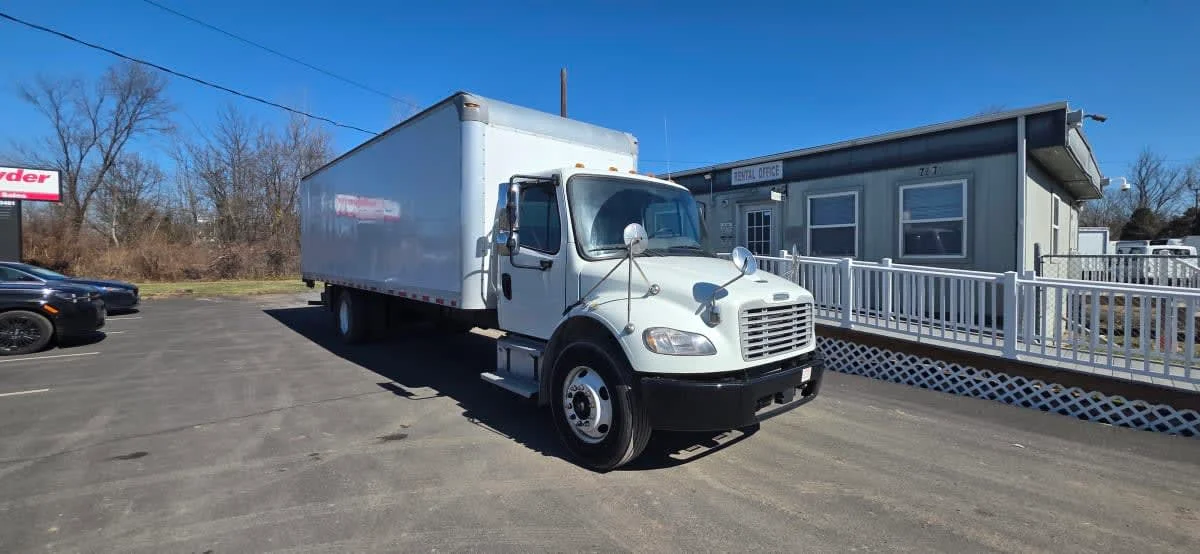 2020 Freightliner M2 106 in Bensalem, PA — photo 3