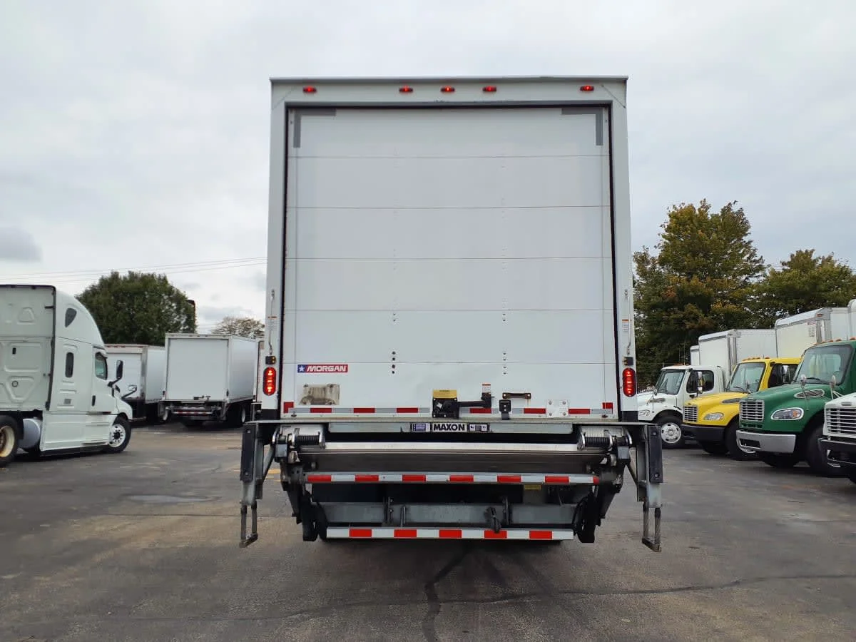 2019 Freightliner M2 106 in Bolingbrook, IL — photo 5