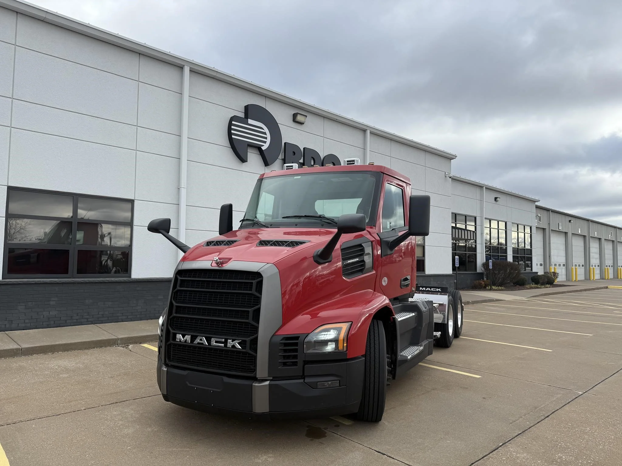 2026 Mack Pioneer