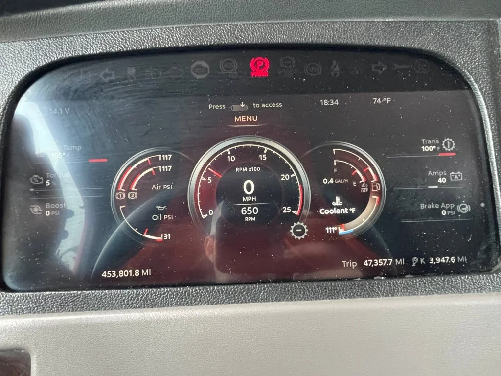 2023 Peterbilt 389 in Springfield, MO — photo 11