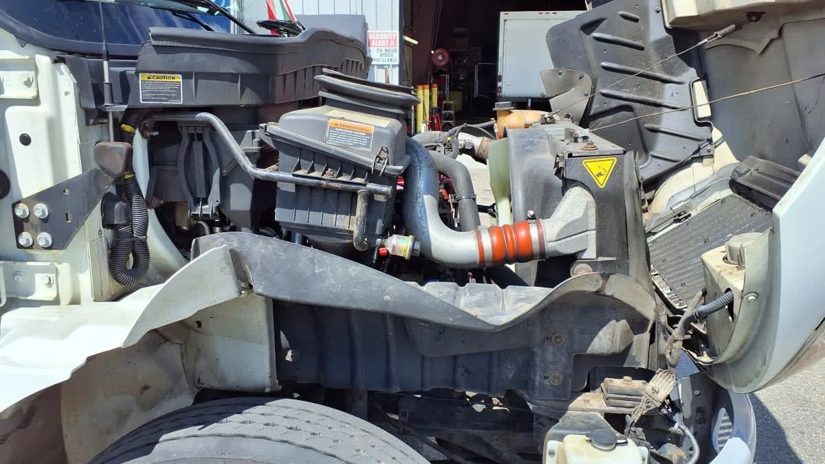 2019 International 4300 in Salisbury, MA — photo 11