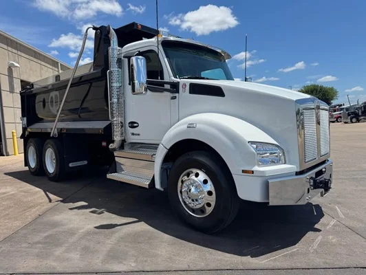 2027 Kenworth T880 in Dallas, TX