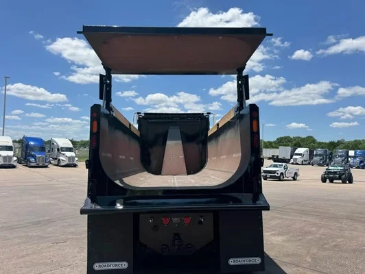 2027 Kenworth T880 in Dallas, TX — photo 5