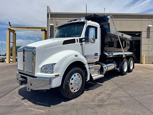 2027 Kenworth T880 in Dallas, TX — photo 2