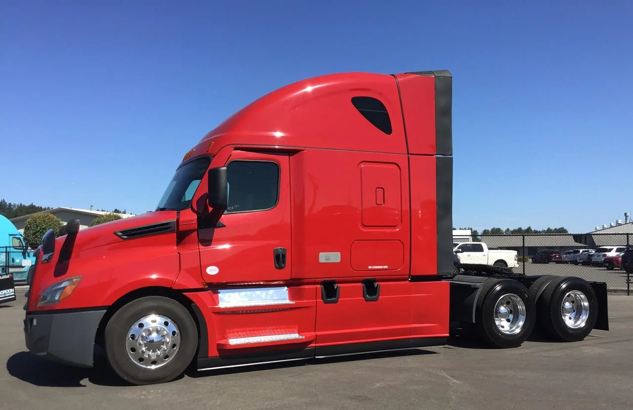 2022 Freightliner Cascadia