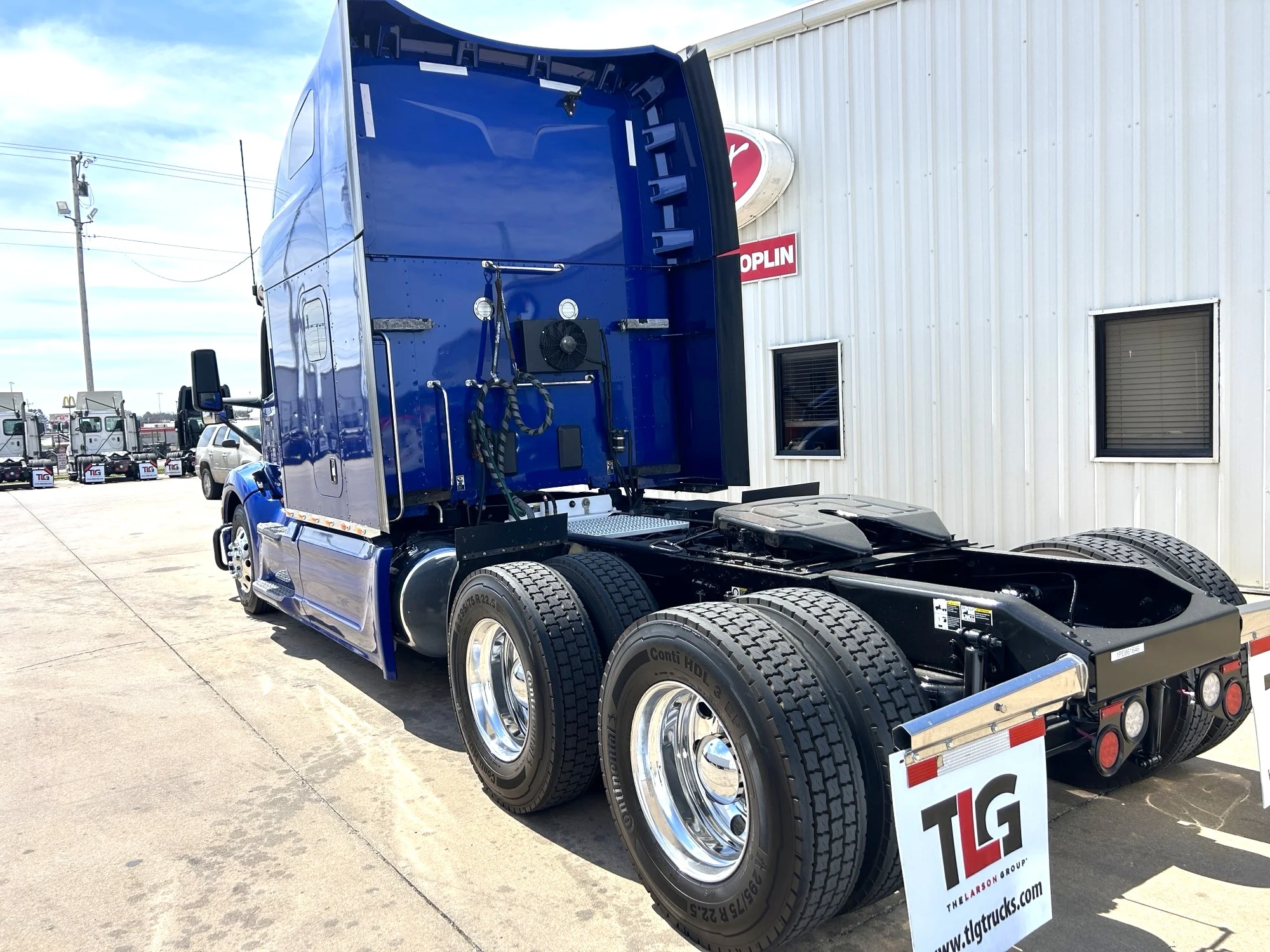 2023 Peterbilt 579 in Joplin, MO — photo 5