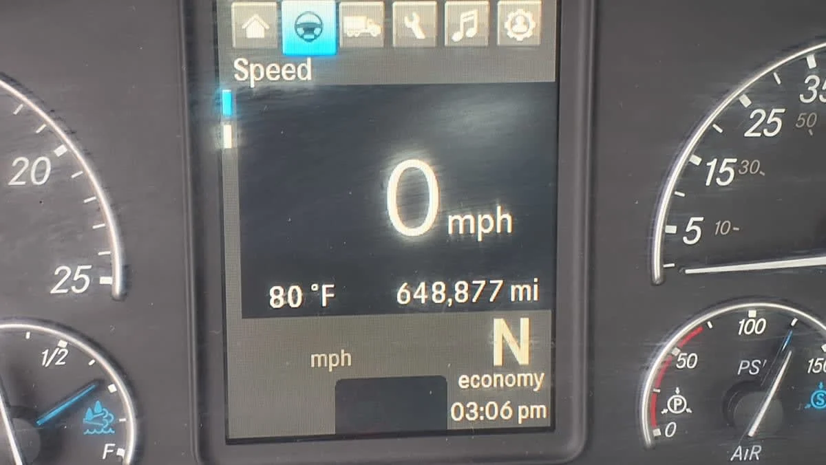2020 Freightliner Cascadia in Warwick, RI — photo 11