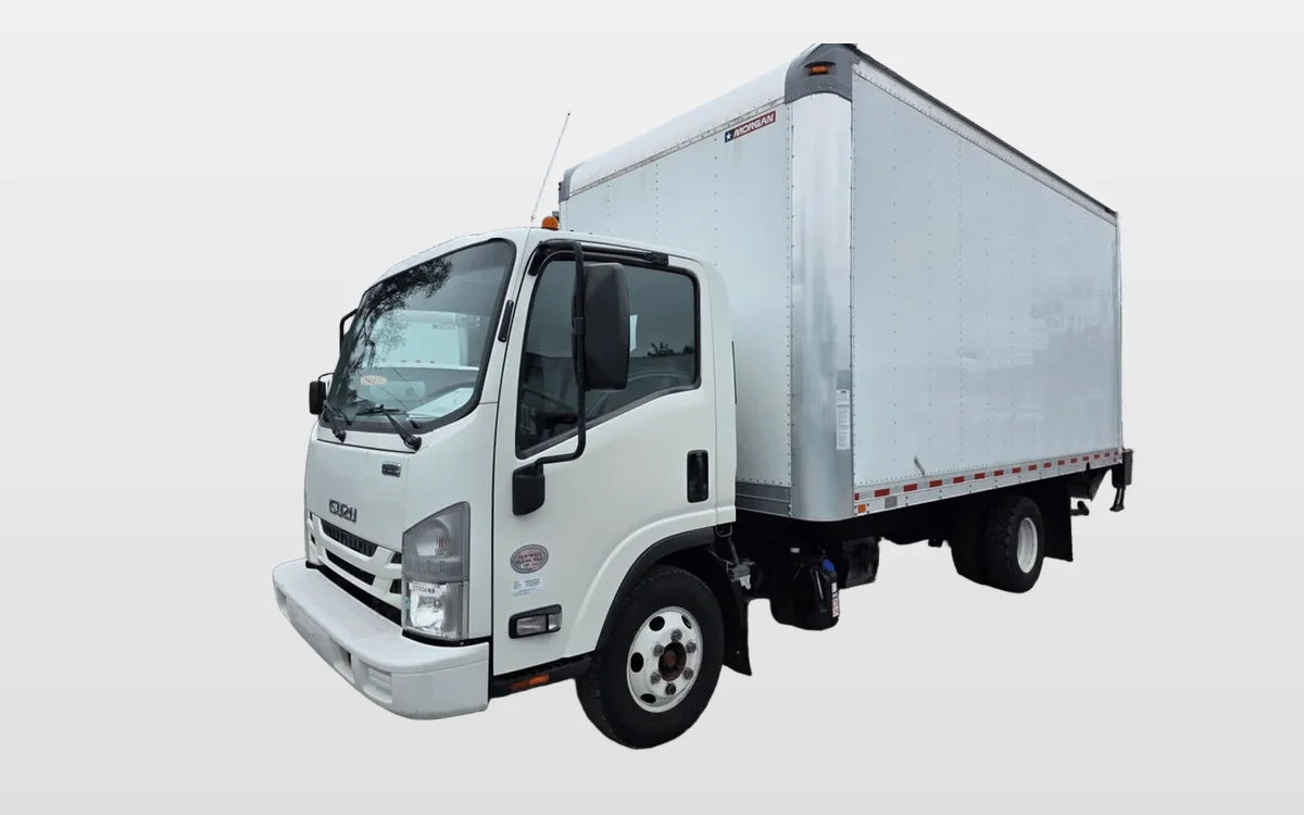 2019 Isuzu NPR - image 1