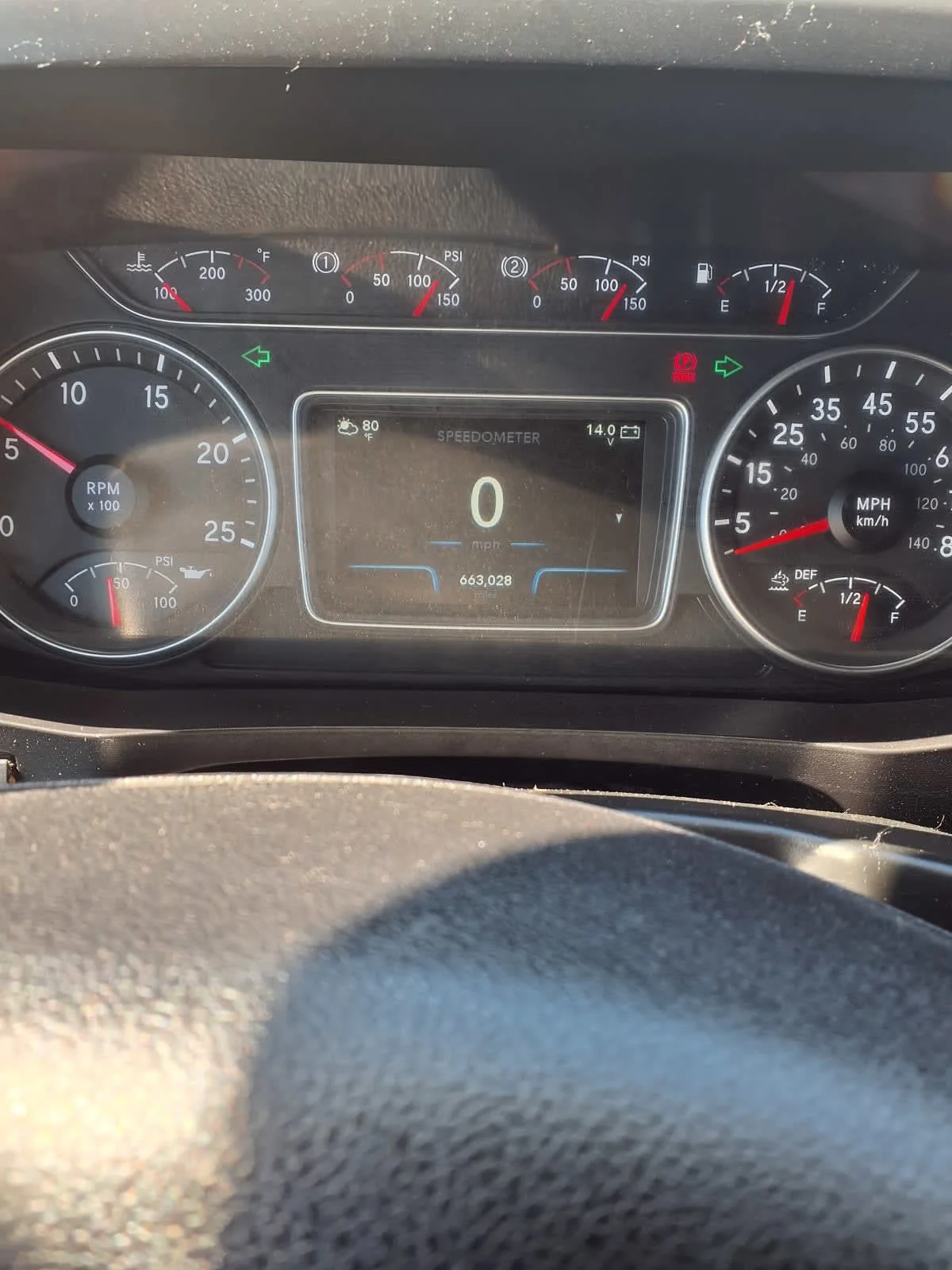 2019 International LT in Cleveland, OH — photo 12