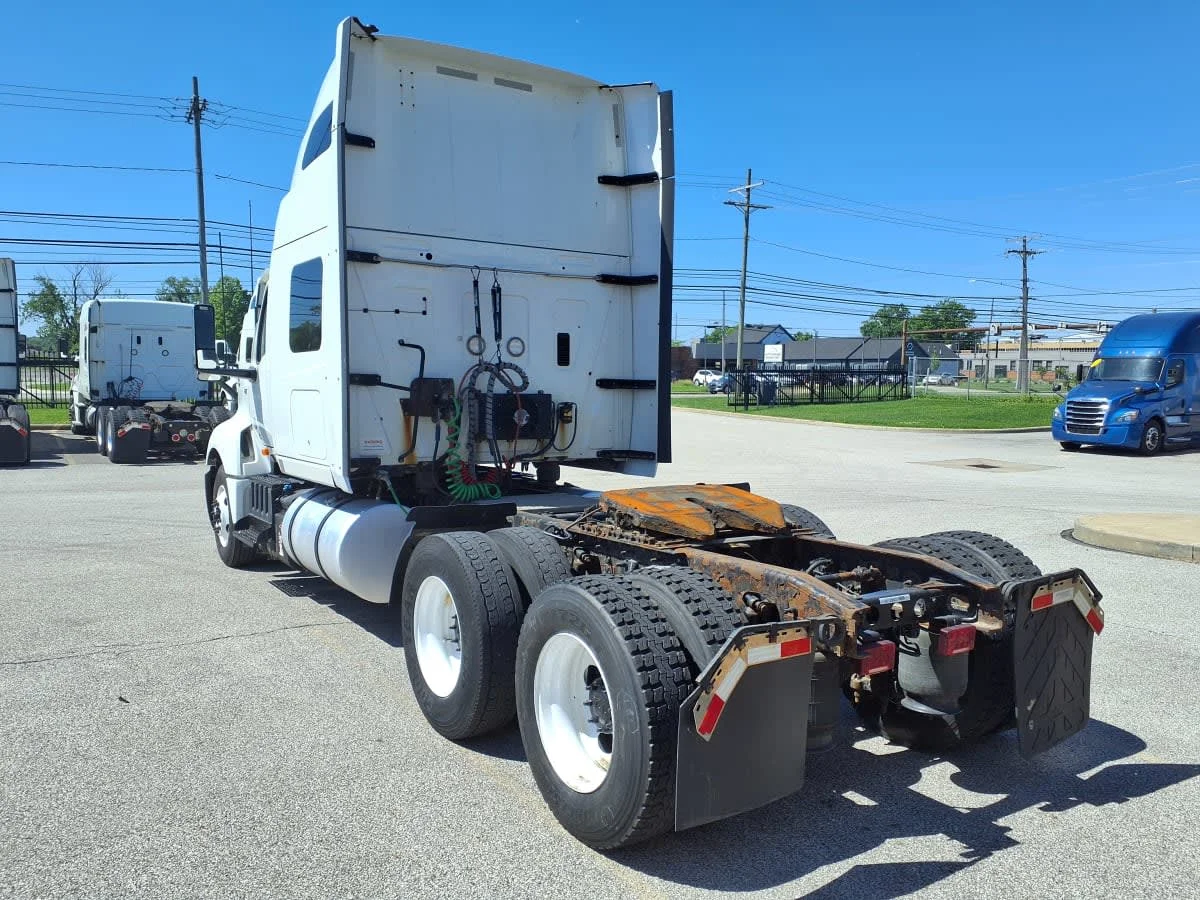 2019 International LT in Cleveland, OH — photo 6
