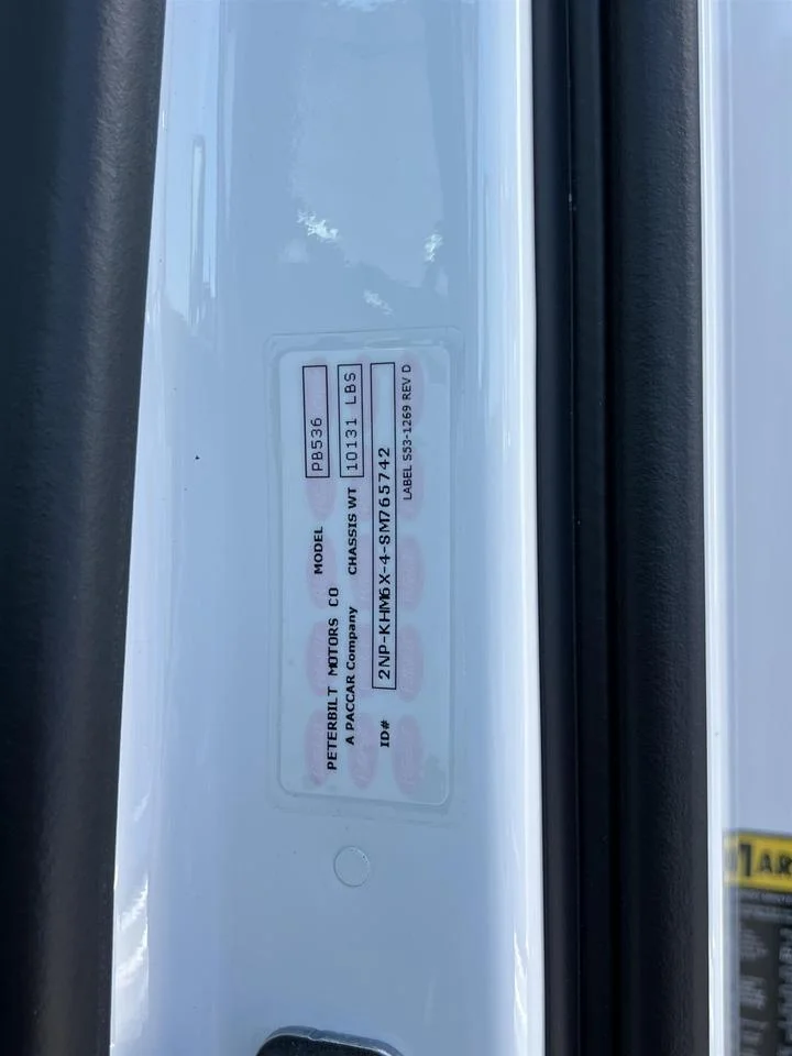 2025 Peterbilt 536 - image 10