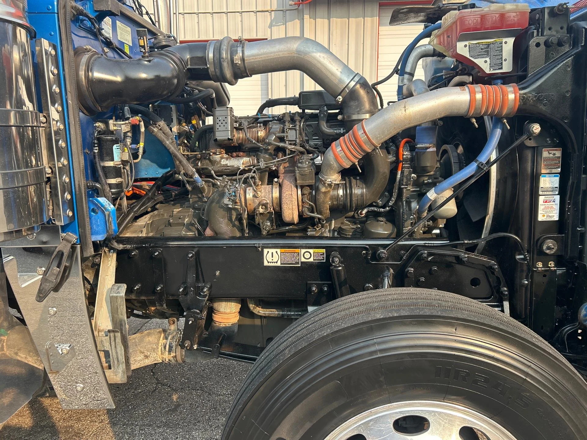 2024 Peterbilt 389 in Zanesville, OH — photo 13