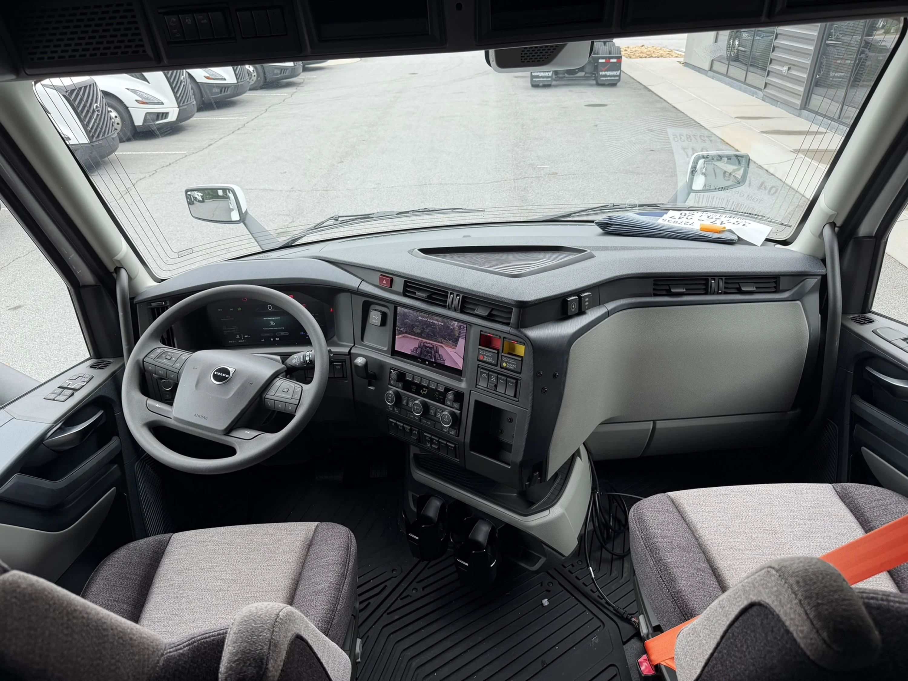 2027 Volvo in Adairsville, GA — photo 9