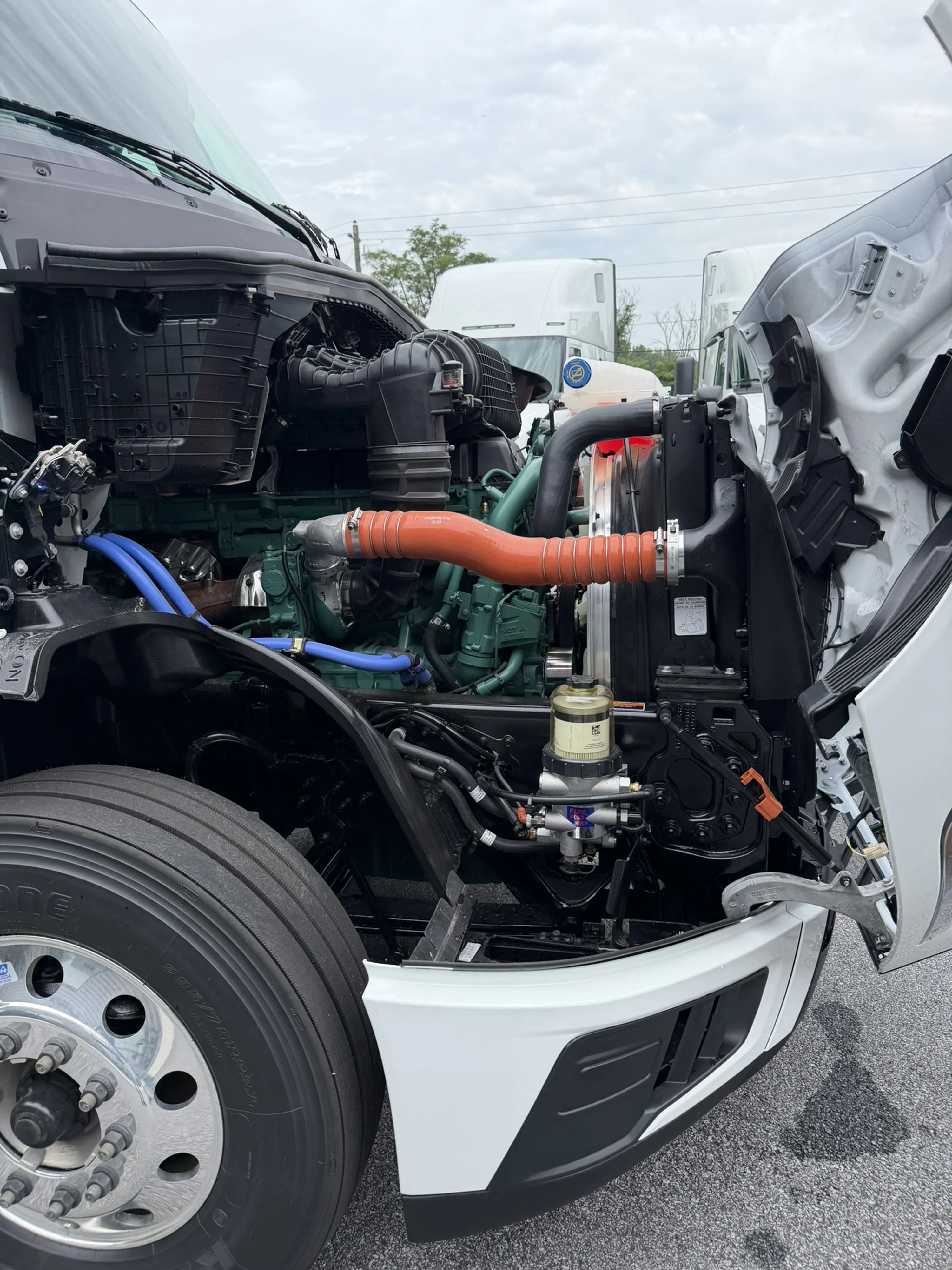 2027 Volvo in Adairsville, GA — photo 14