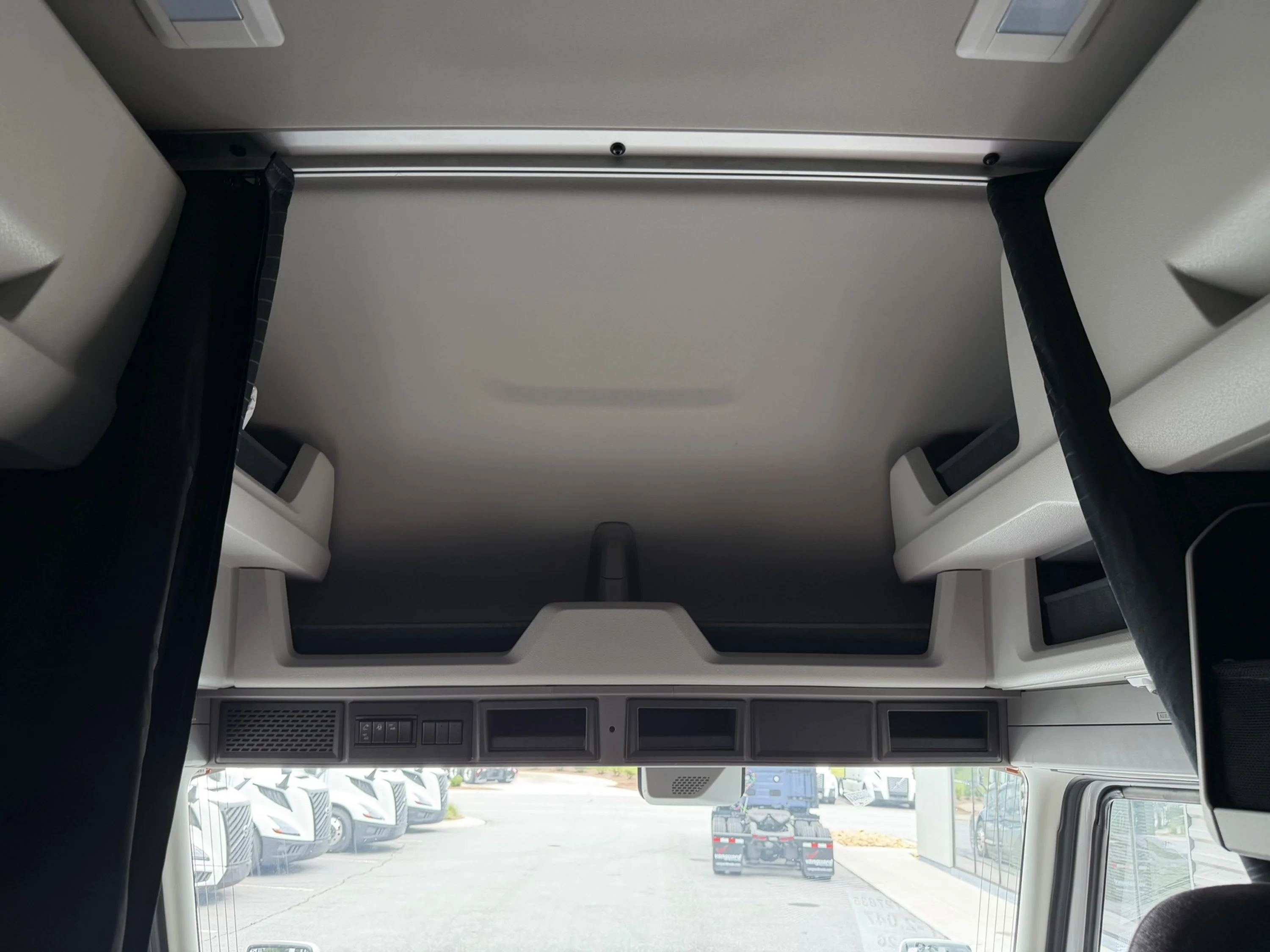 2027 Volvo in Adairsville, GA — photo 8