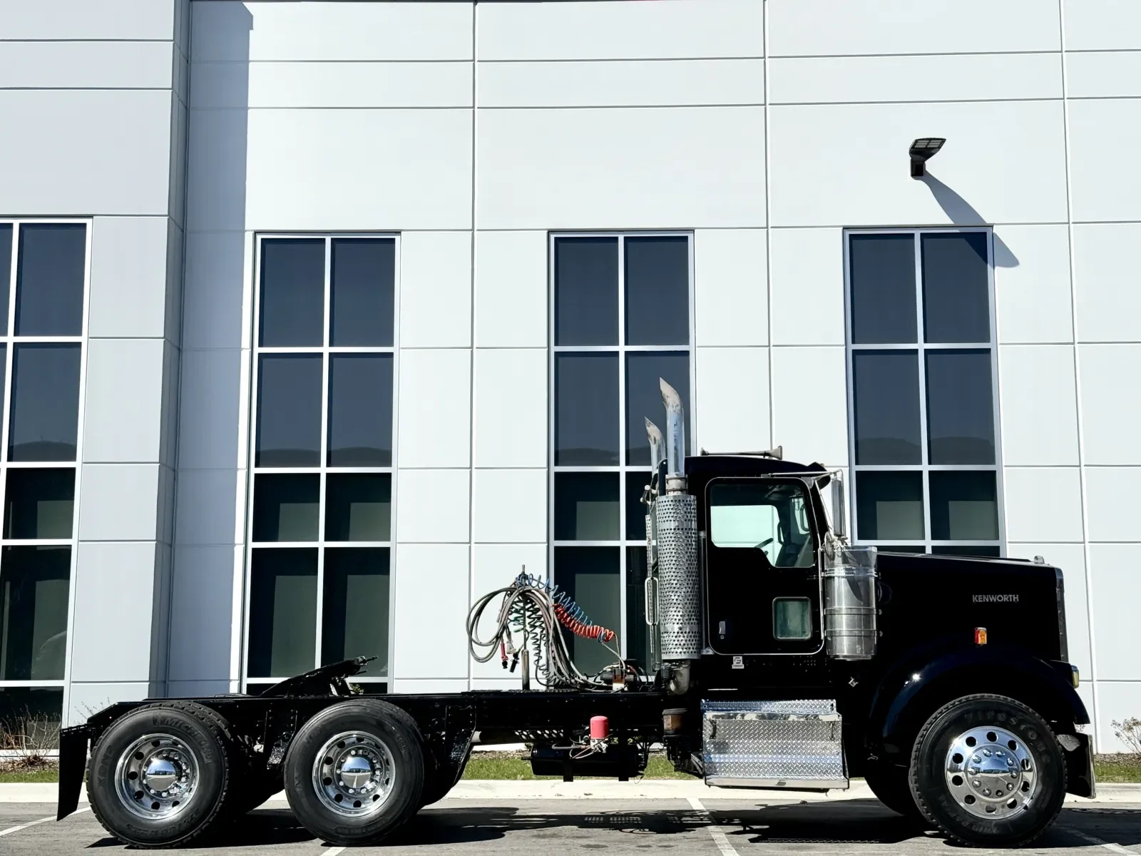 2007 Kenworth W900 in New Lenox, IL — photo 3