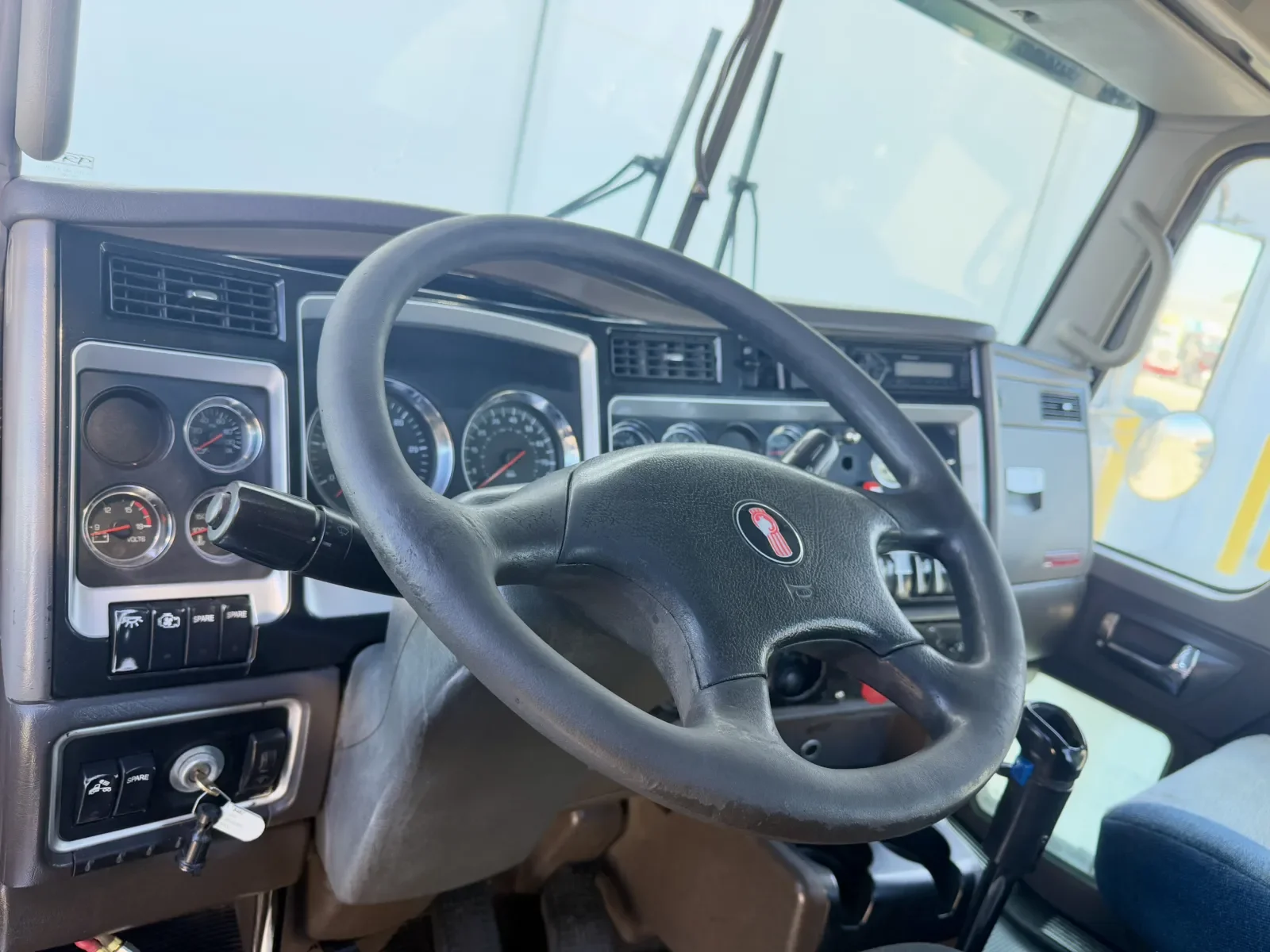 2007 Kenworth W900 in New Lenox, IL — photo 15