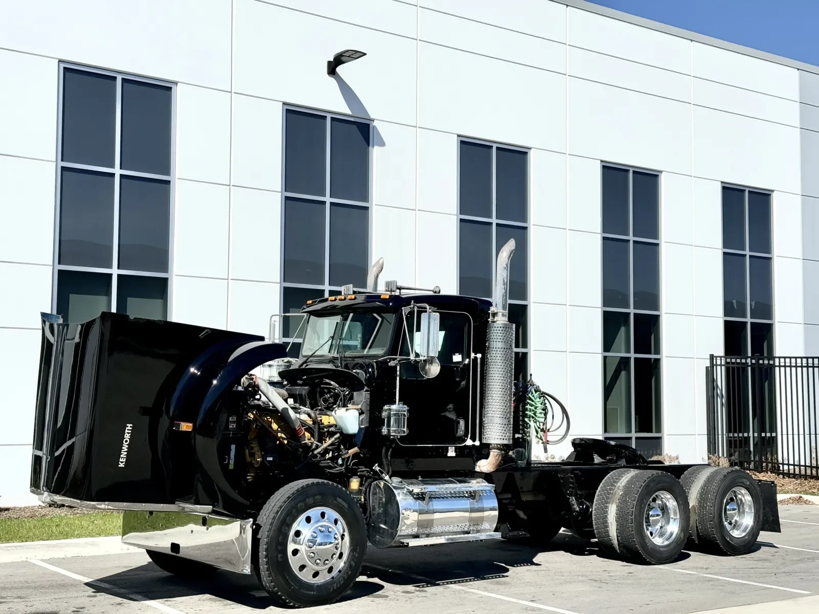 2007 Kenworth W900 in New Lenox, IL — photo 10