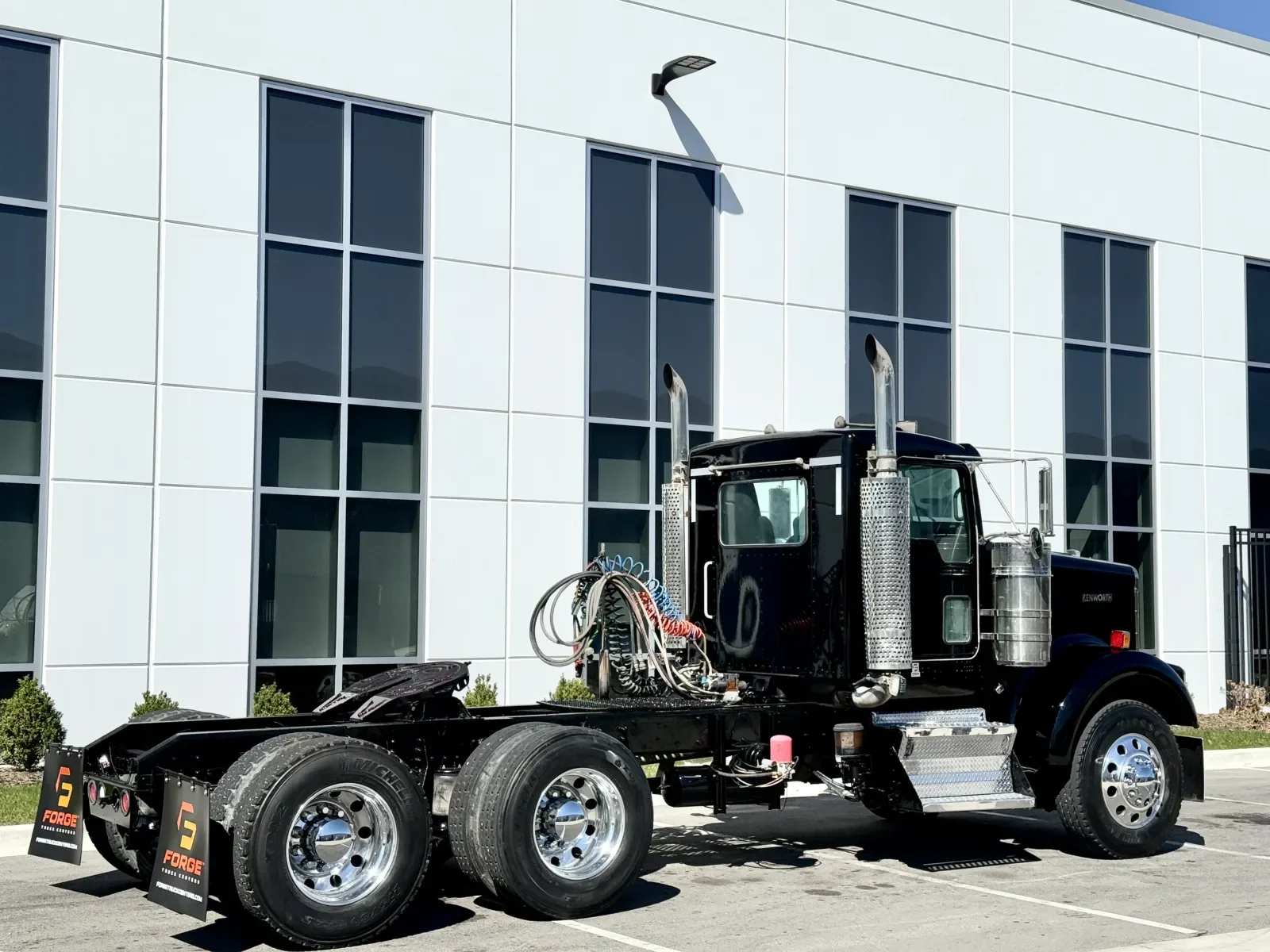 2007 Kenworth W900 in New Lenox, IL — photo 5