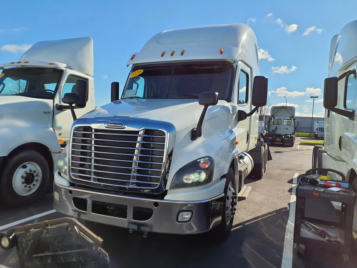 2020 Freightliner Cascadia in Altoona, IA