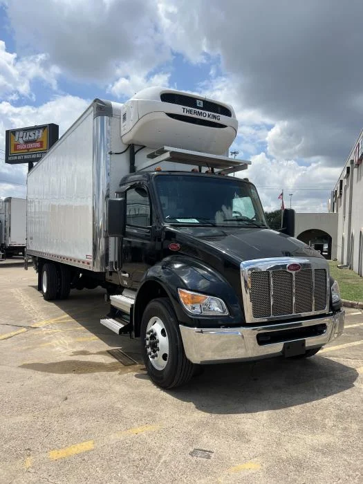 2025 Peterbilt 537 in Houston, TX — photo 7