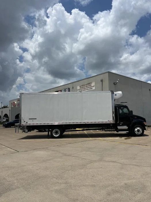 2025 Peterbilt 537 in Houston, TX — photo 3