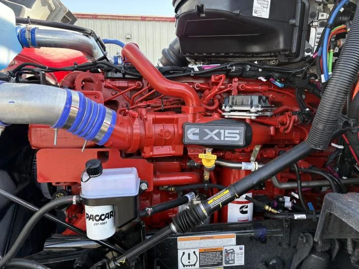 2027 Peterbilt 567 in Sylmar, CA — photo 10