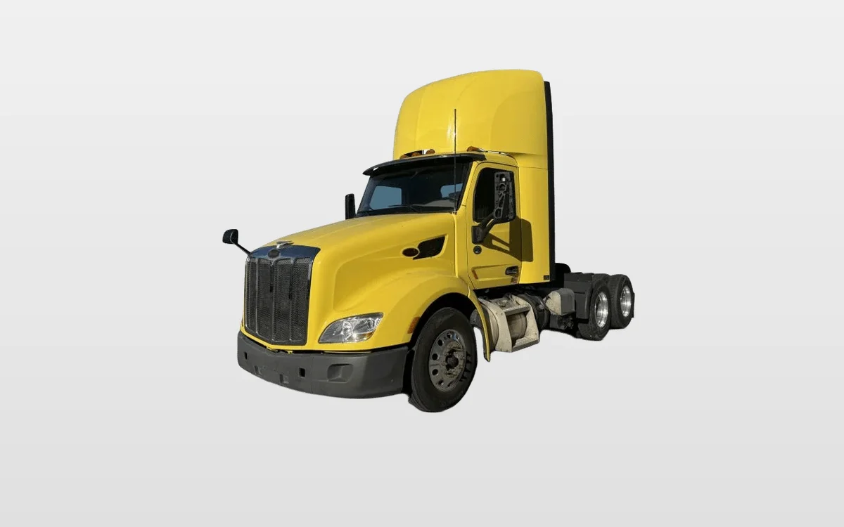 2021 Peterbilt 579 - image 1