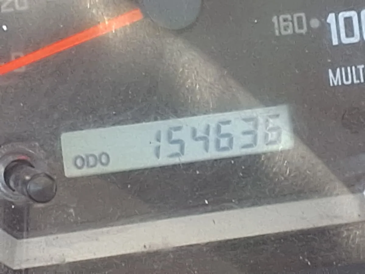 2017 Isuzu NRR - image 9