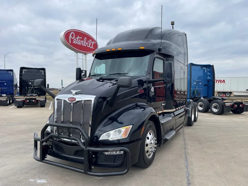2023 Peterbilt 579 in Springfield, MO