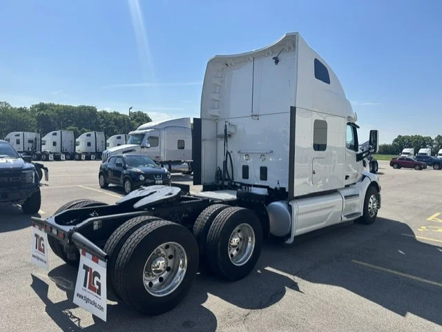 2020 Peterbilt 579 in Dayton, OH — photo 5