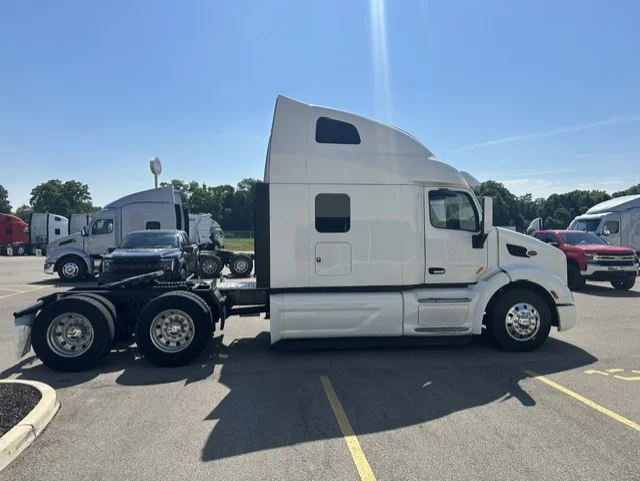 2020 Peterbilt 579 in Dayton, OH — photo 6