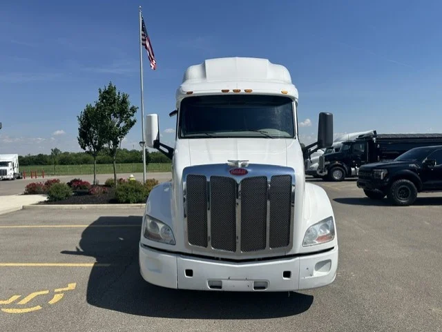 2020 Peterbilt 579 in Dayton, OH — photo 8