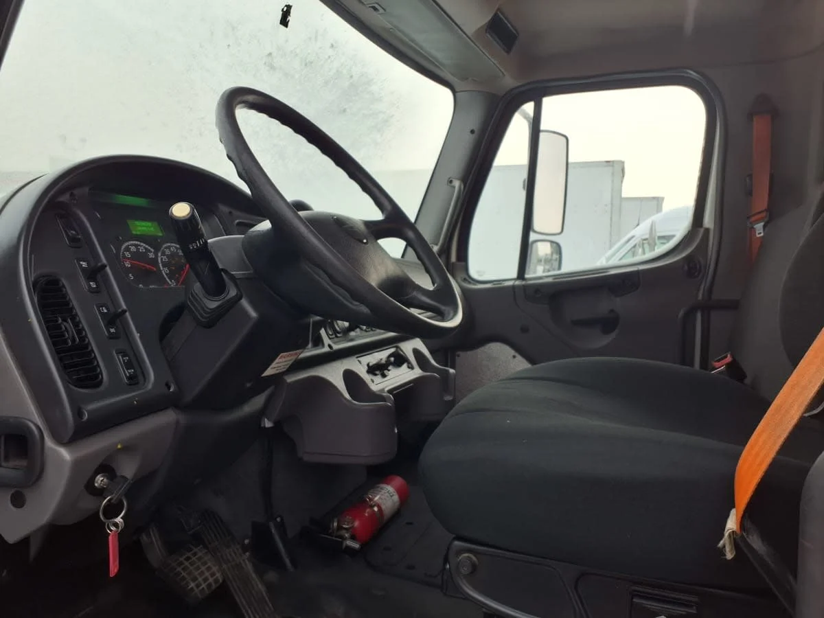 2019 Freightliner M2 106 in Taylor, MI — photo 7