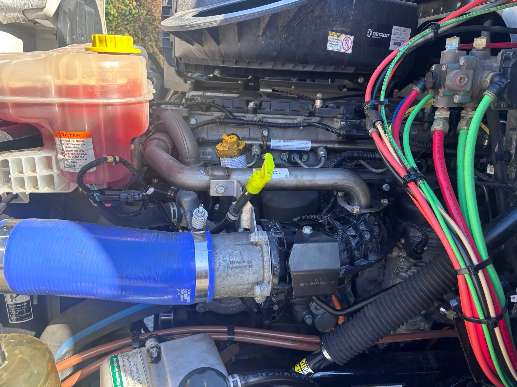 2021 Freightliner Cascadia - image 9