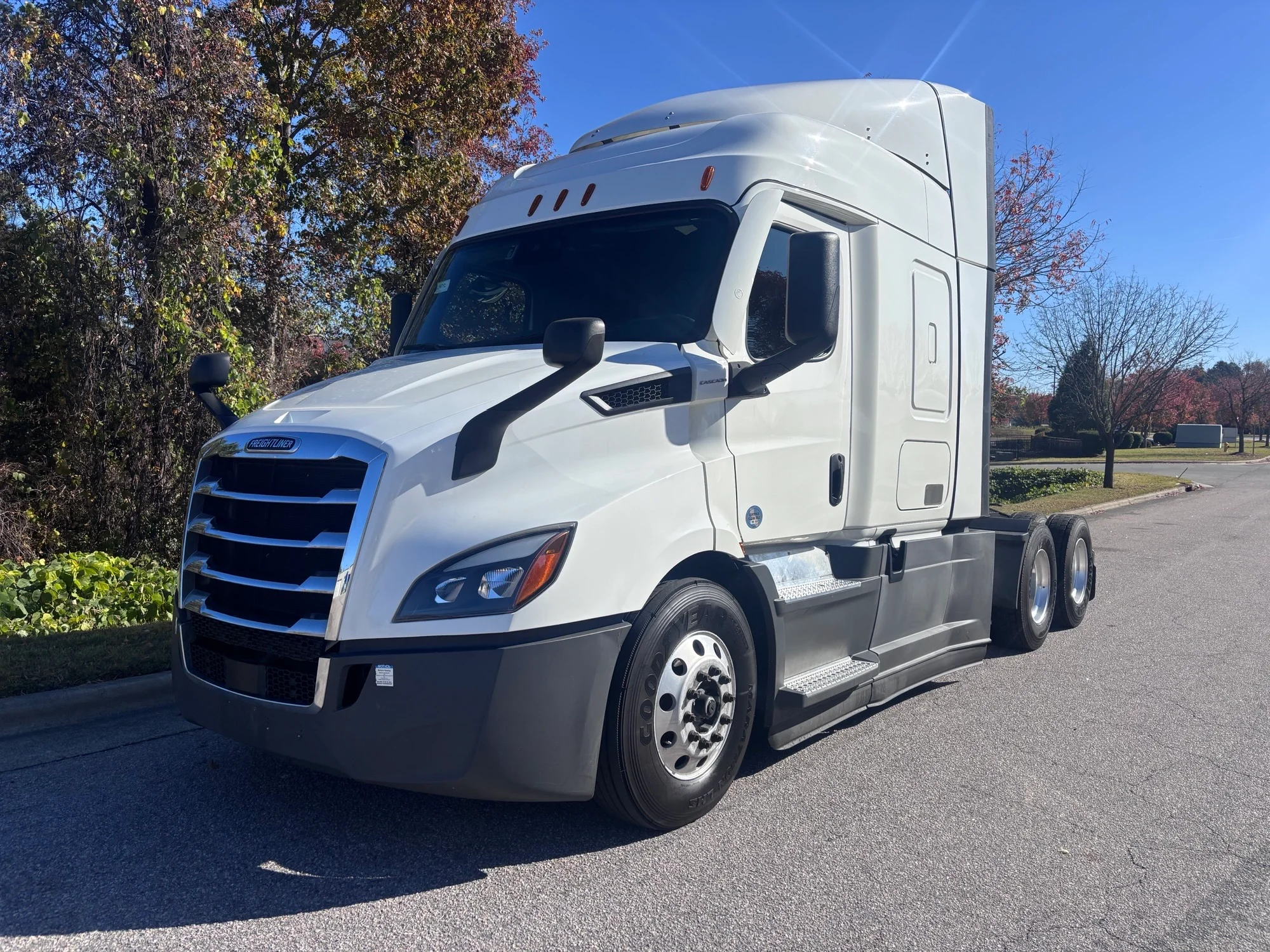2021 Freightliner Cascadia in Raleigh, NC