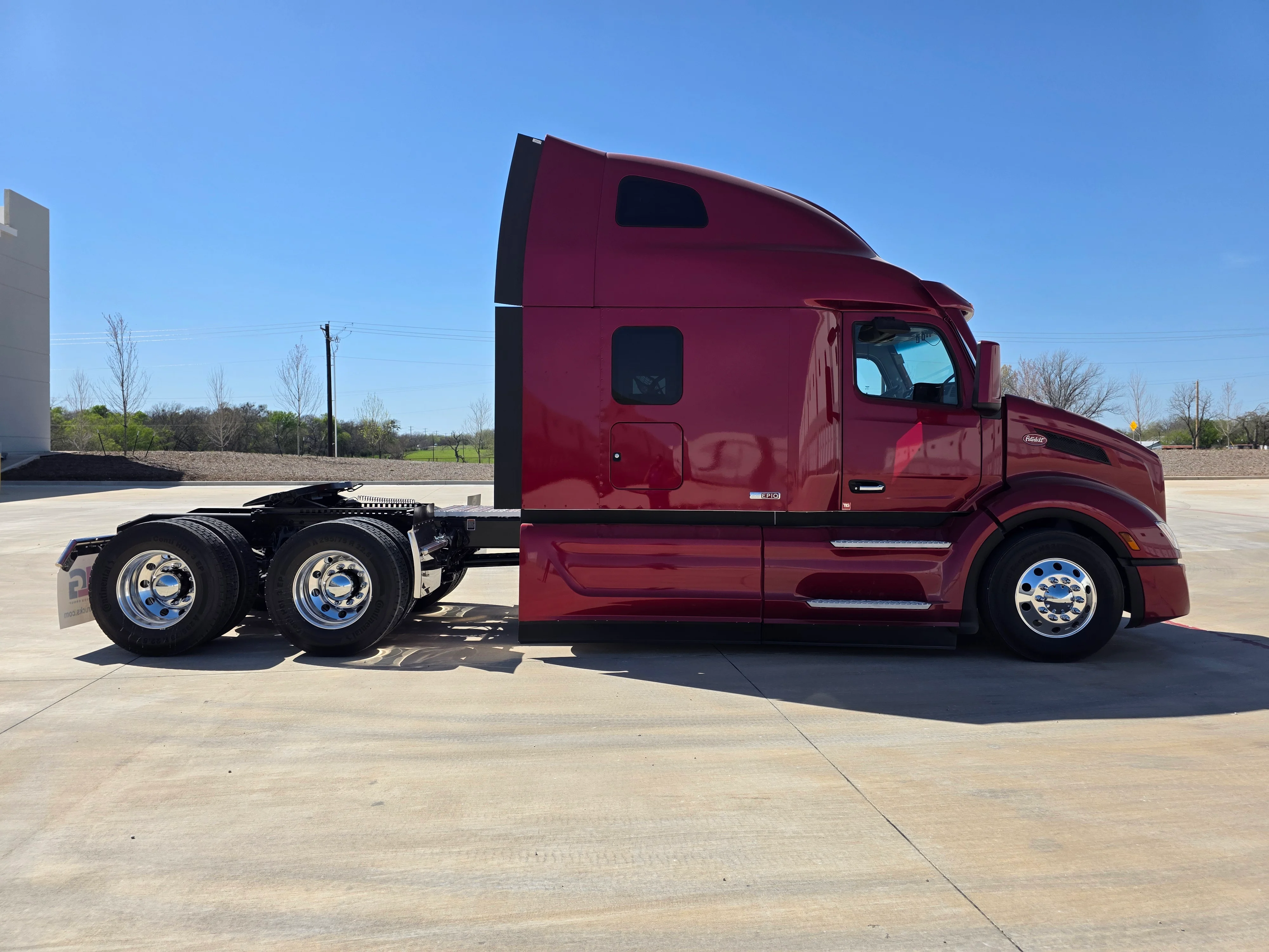 2027 Peterbilt 579 in Evansville, IN — photo 6