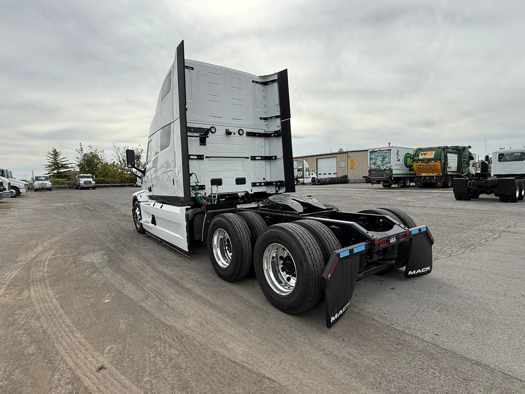 2026 Mack Pioneer in Canton, OH — photo 3