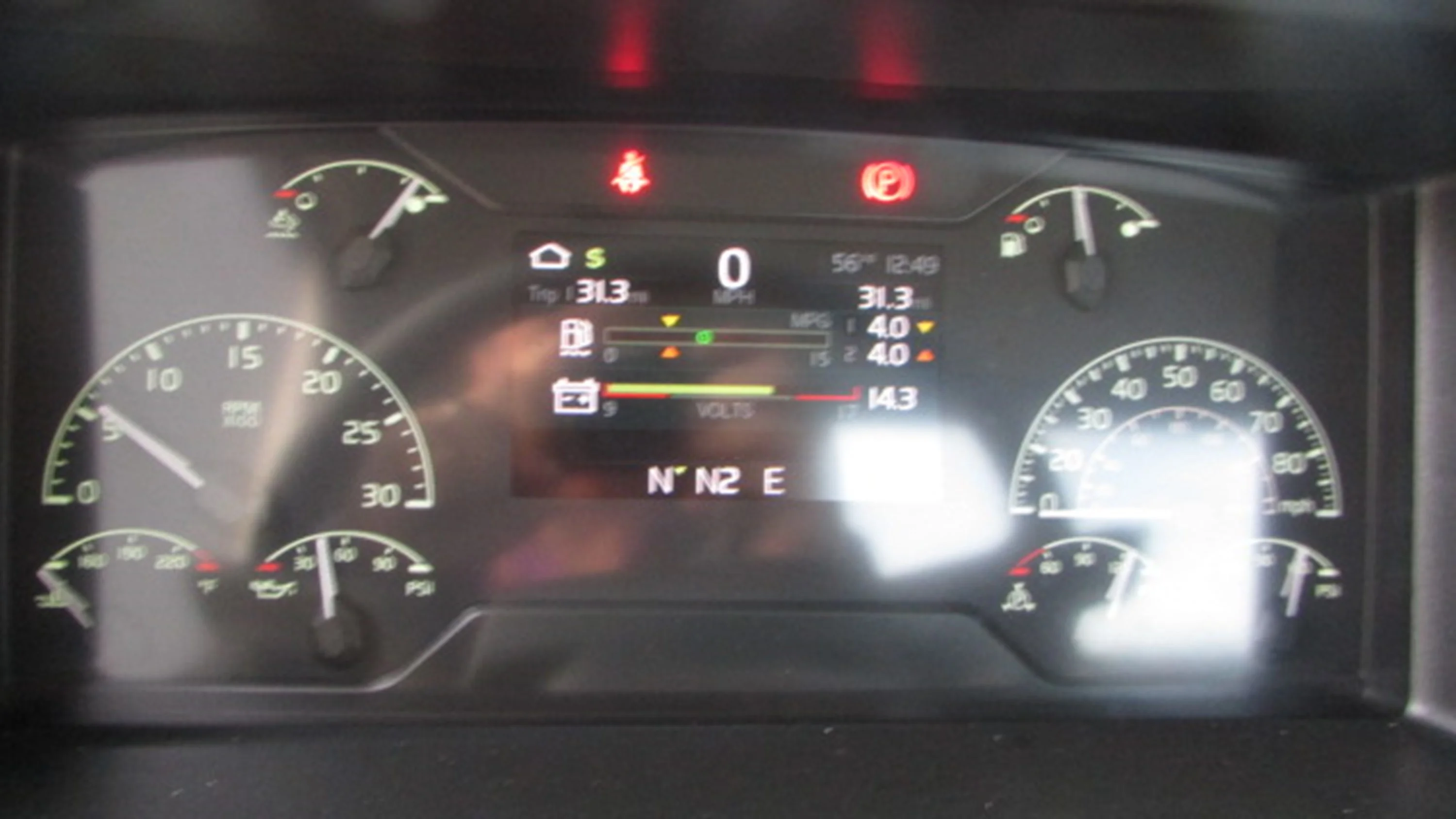 2025 Volvo VHD 300 in Houston, TX — photo 10