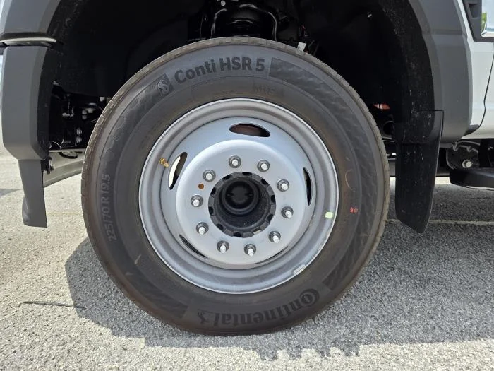 2026 Ford F-550 — photo 9