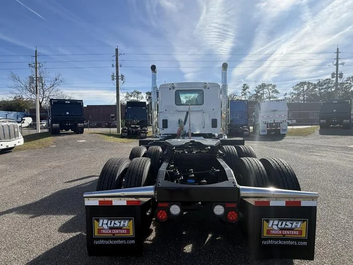 2026 Peterbilt 567 - image 5