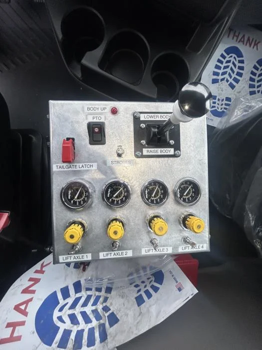 2026 International HX - image 16