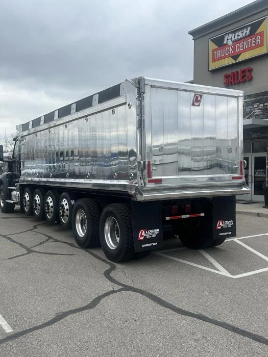 2026 International HX - image 9