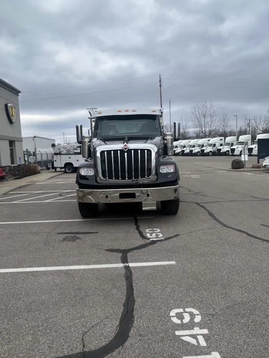 2026 International HX - image 4