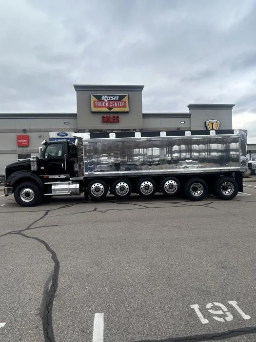 2026 International HX - image 2