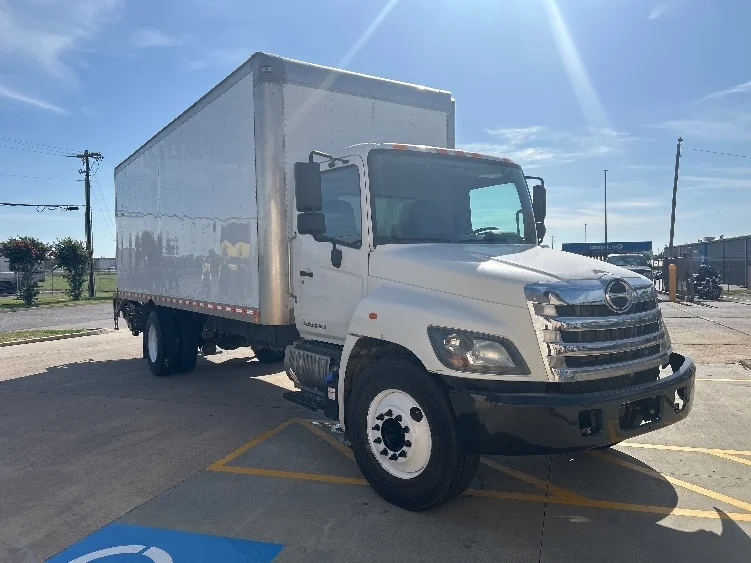 2020 Hino 268
