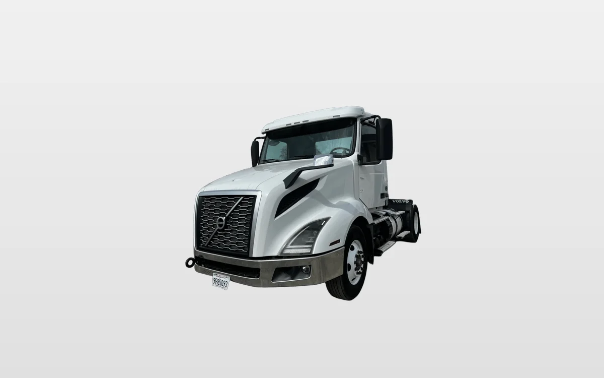 2019 Volvo - image 1